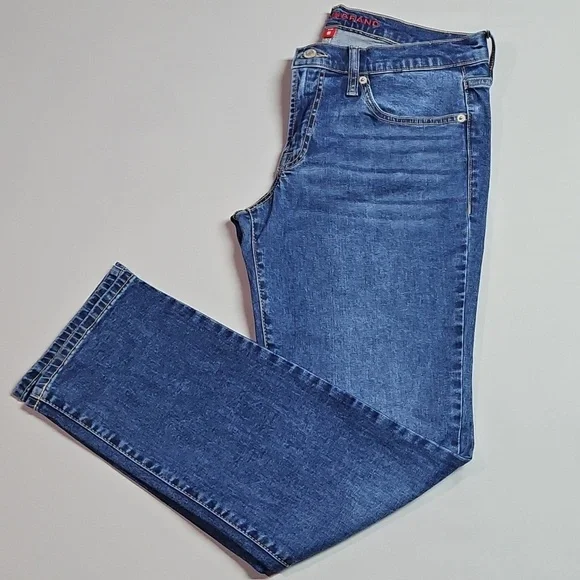 Lucky Brand Mid Rise Straight Blue Jeans 6/28 .NWT - Picture 3 of 4